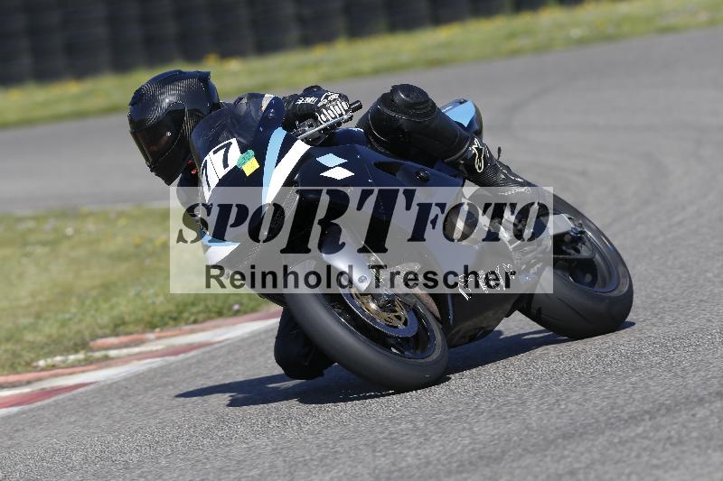 Archiv-2025/03 04.04.2025 TZ Motorsport ADR/Gruppe gruen/77